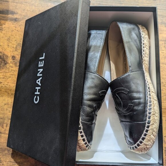 CHANEL black lambskin espadrilles size 40 - Picture 12 of 14